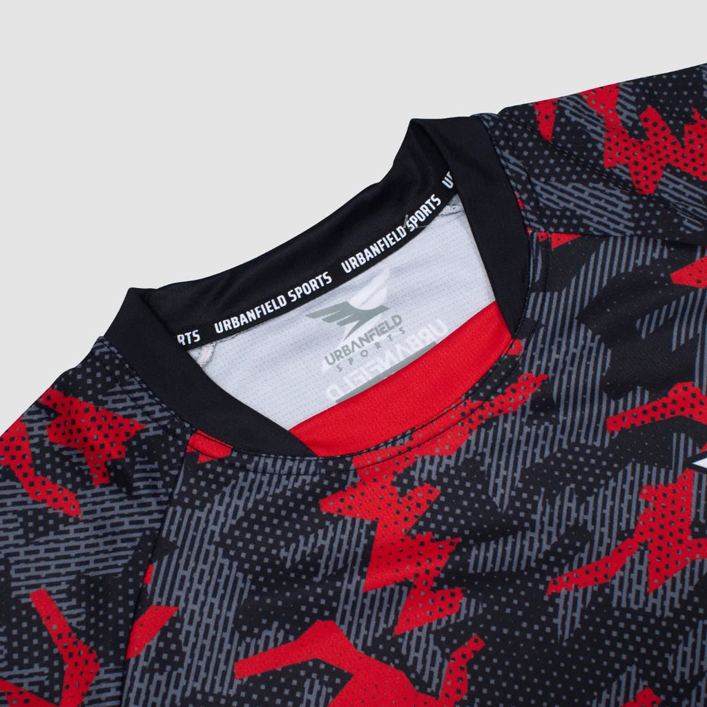 Men's Urbanfield Sports Geometric Camo T-Shirt - Black/Red