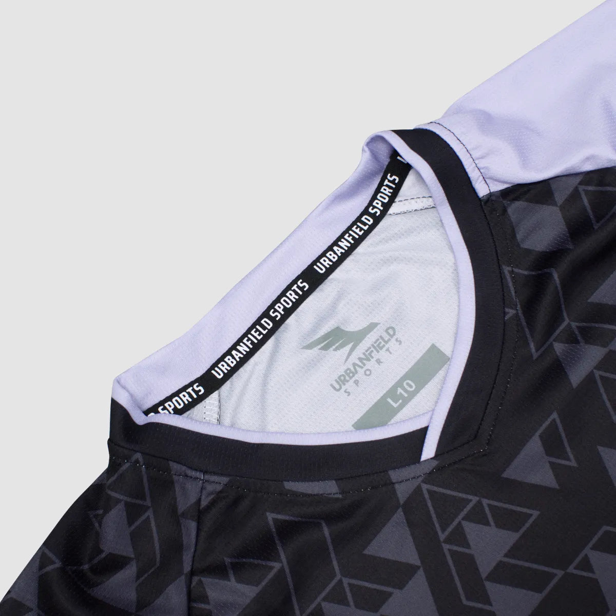 Trianguli T-Shirt Women - Black
