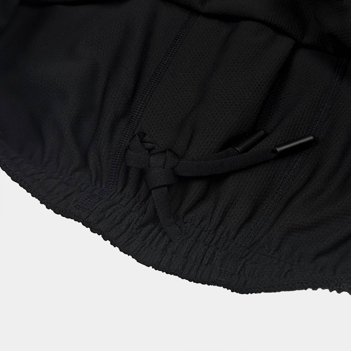 Close up of Urbanfield Sports performance 2-in-1 shorts drawcord